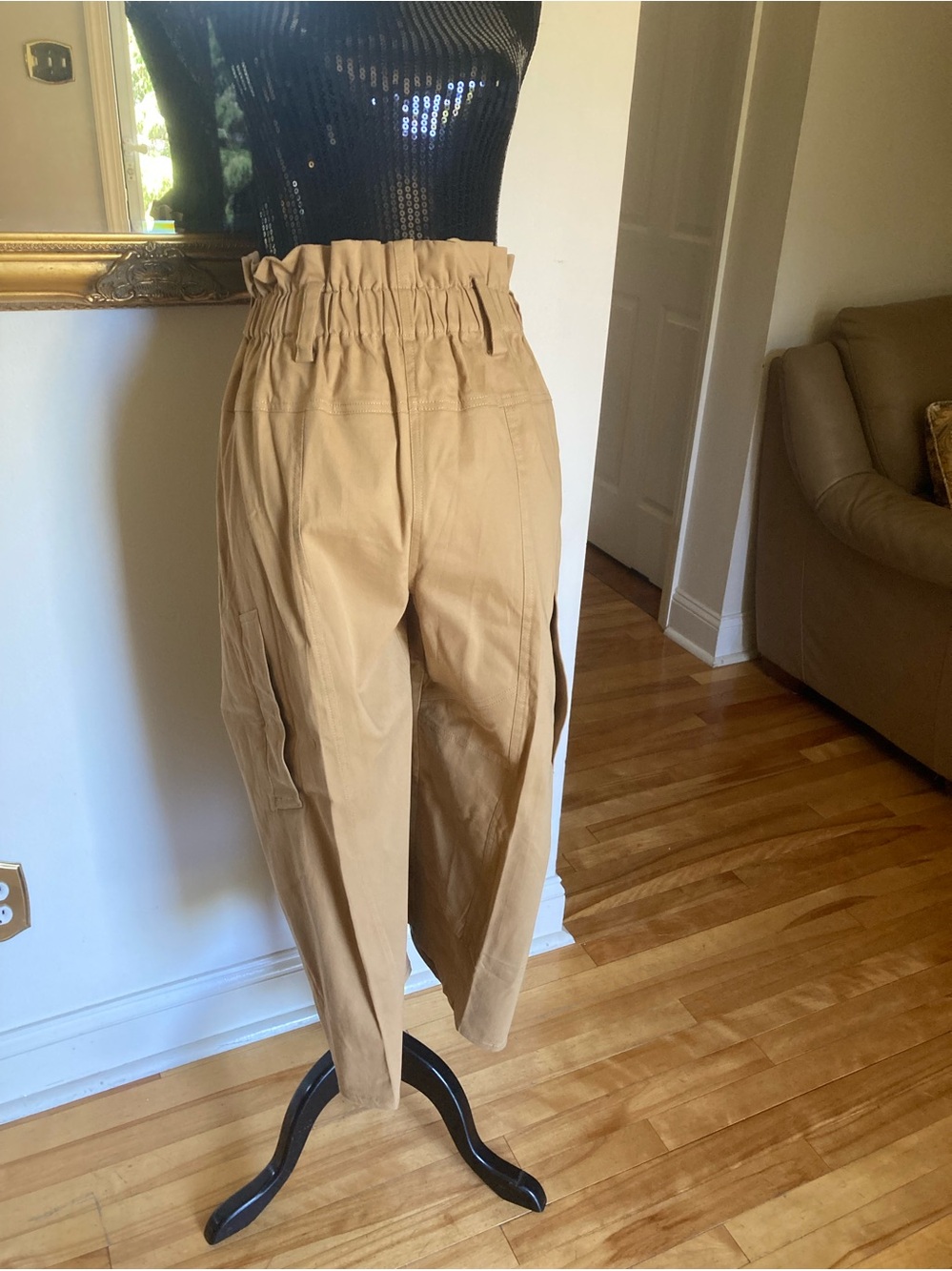 Paperbag High-Waist Utility Capris in Tan